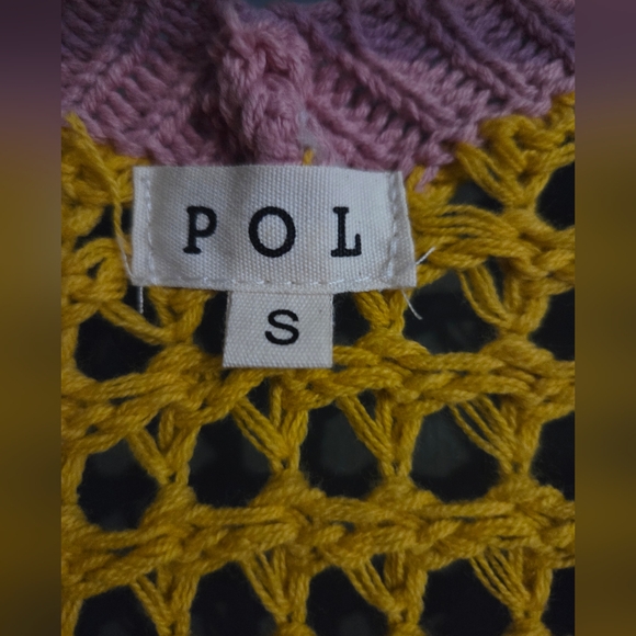 NWOT POL SZ SM Mustard Open-Knit Sweater with Pink Trim and Daisy Accent - Picture 2 of 4